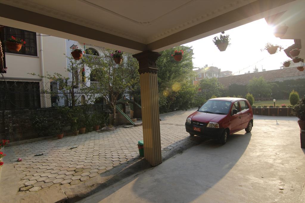 Dipankara Holiday Home Катманду Екстериор снимка